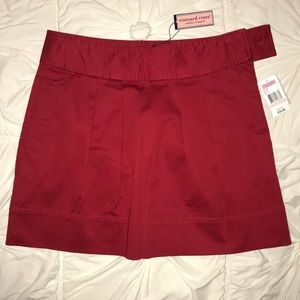 Red Vineyard Vines Skirt with Pockets